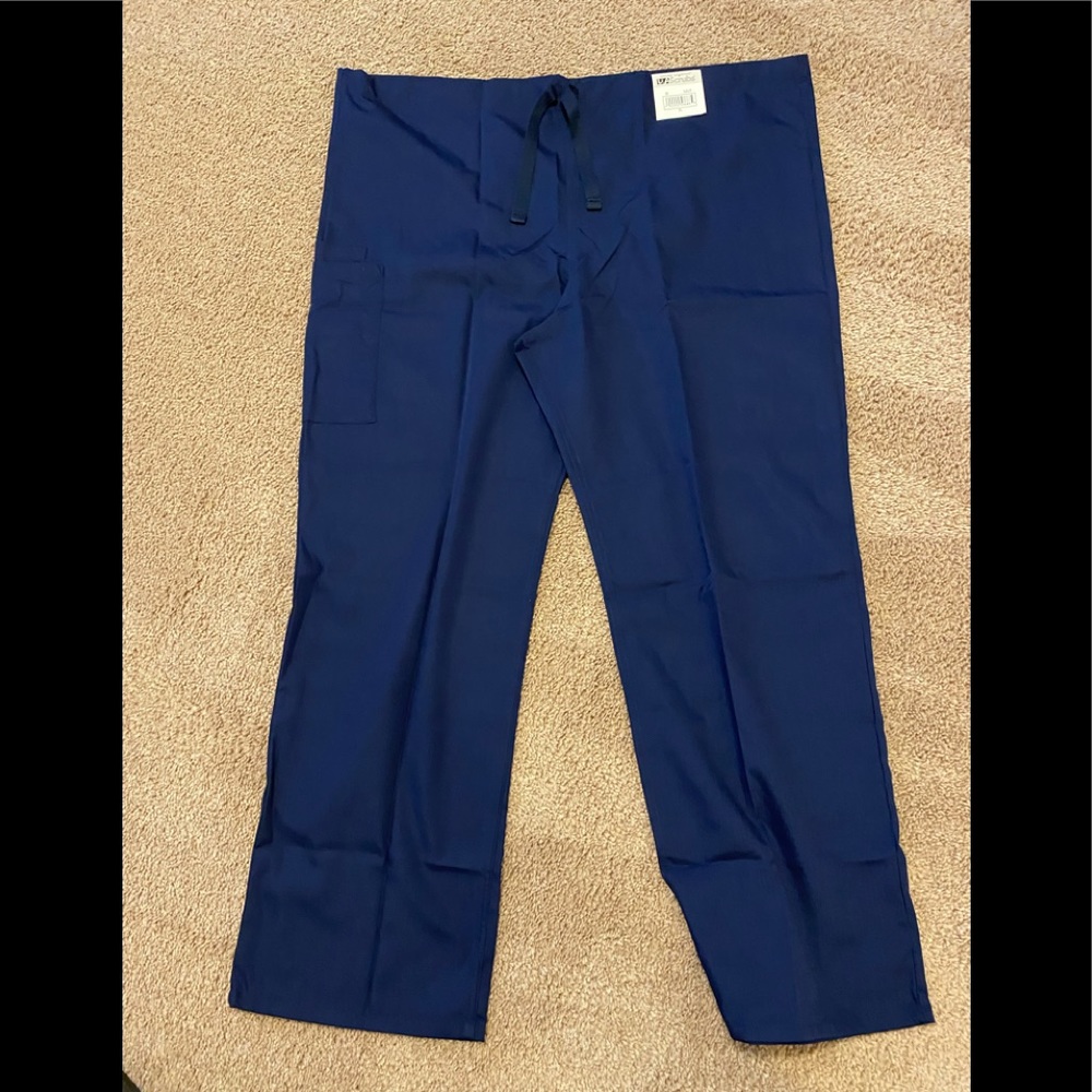 NWT UA scrub pants